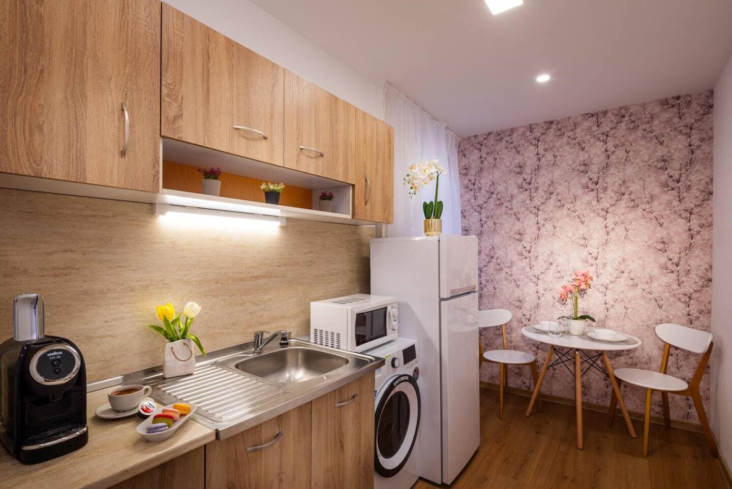 Free Parkingand Relax Apartment Sofia Exterior photo